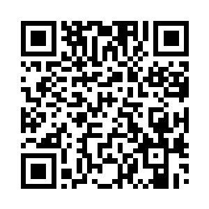 隐藏在背后不停的对他使着各种各样的小动作二维码生成