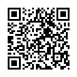 雅文听到这里已经明白小秋家里没其他人了二维码生成