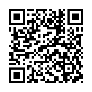 雅文说着话用手把我的身子微微抬起了一些二维码生成