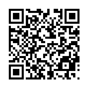 雨果原本是想要把朗的事告诉约瑟夫的二维码生成