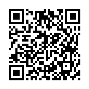 雨果就看到了站在甲板上满面笑容的艾伦二维码生成