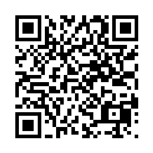 雨果这是在讽刺布拉德依靠特蕾西过活二维码生成