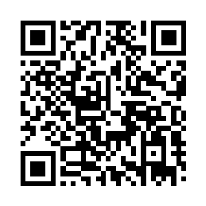 雨果那生动的表情逗得小珍妮呵呵地笑了起来二维码生成