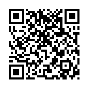 雷林和其它几个晨星术士屹立在半空当中二维码生成