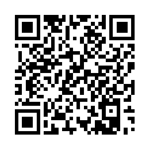 雷林所化的科莫音蛇皇体形不断缩小二维码生成