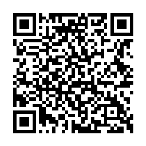 雷欢喜用平缓的语气把这个悲伤的故事说了出来二维码生成