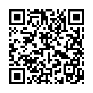霍君白见仅凭两针根本拦不住这青衣老者二维码生成
