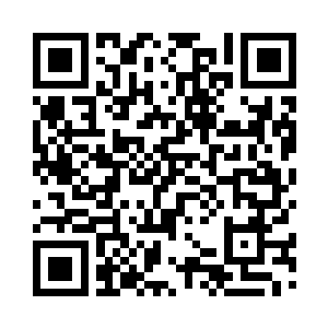 霍索恩和利安德尔也露出关注的表情二维码生成