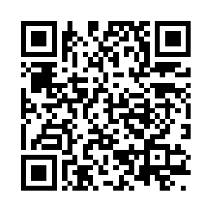 露易丝和马文同时出现在了传送阵外二维码生成