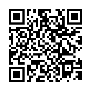 露露看到秦宇被她问的无话可说的表情二维码生成