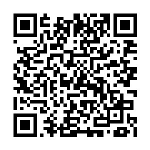 青山便挥动长剑迸射出一道漆黑如墨的剑气匹练二维码生成