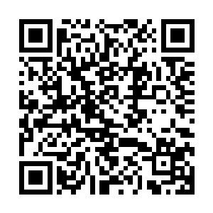 青年感觉自己的三魂七魄都被一片浩瀚星辰或者一个黑洞吸走二维码生成