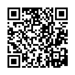 青铜巨人被鉴冤巨剑从头到脚劈成两半二维码生成