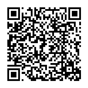 非要坐火车那种人挤人的交通工具……哪里还有半点豪门千金的矜持娇贵样子二维码生成