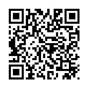 靠在木桶边沿特制的圆弧形靠枕上二维码生成