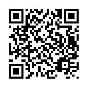 面对身周一瞬间就出现的无数飞剑二维码生成