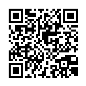 革命军方面开出了几辆怪模怪样的拖拉机二维码生成