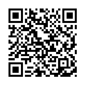 韩风在空中翻了几个跟头就立刻稳住了身形二维码生成