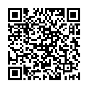 顷刻之间就将所有扑向他的那些作坊工人全部丢了出去二维码生成