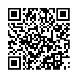 顺着羽箭射穿的窟窿朝车顶上方望去二维码生成