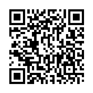 顾宪章坐在担任沙发椅上的动作有点摸下巴二维码生成