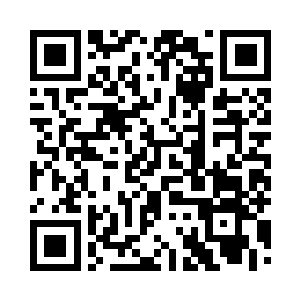 顾苒也只能认命一样地端水来帮李川洗脚二维码生成