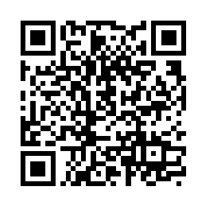 顿时出现了一条狭长的紫sè的裂缝二维码生成