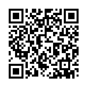 顿时周围的山河天地似乎都完全变色了似的二维码生成