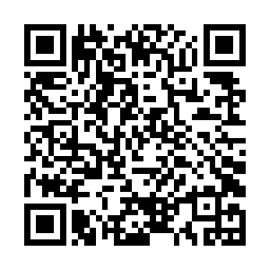 顿时在一边摆放着的电脑突然发出了一声清楚的声响二维码生成