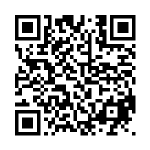 顿时看到一楼靠近那大舞台的一张桌前二维码生成