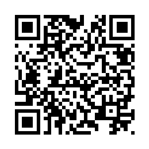 额头上更是布满了一层细密的汗珠二维码生成