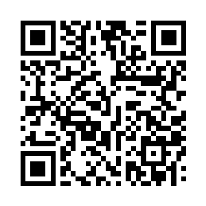 飞快地将桌上放着这七道菜上各夹了一口二维码生成