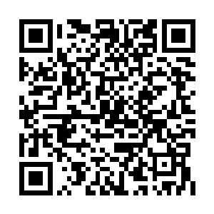 飞船中的移动物体和三个乘员也在那半秒时间中二维码生成