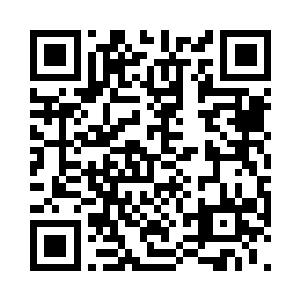 飞艇上的艇员们这个时候也都在换班休息二维码生成