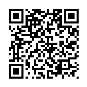 飞行员透过小窗口看见外面的军机二维码生成