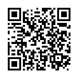 首先入目的是衣架上挂着两件拖曳长裙二维码生成