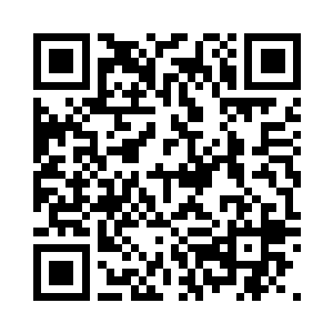 马儿焦躁的不停的换着蹄子在抖动着二维码生成