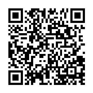 马文和几个强壮的大汉被锁在了一个小小的牢房里二维码生成