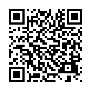 马文满意地从她的身体上走了下来二维码生成