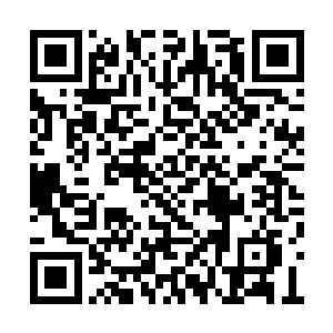 马文甚至能看到其中一个姑娘不小心露出的凸点二维码生成