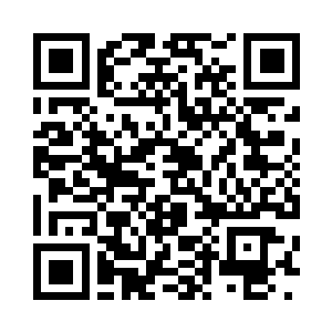 高扬和里克同时把酒瓶子放下的时候二维码生成