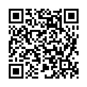 高挂在夜幕中的弯月折射出一束束幽冷的光芒二维码生成