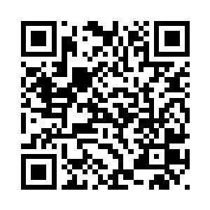 高欢摩挲着挂在脖子上的微型玉简二维码生成