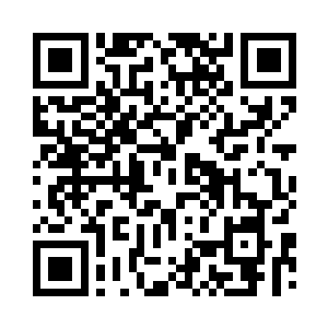 鬼影手中的军刀狠狠刺向杨洛的脚心二维码生成