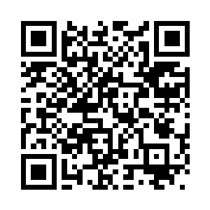 魂葬一脸戏谑的盯着光明圣殿殿主二维码生成