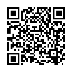 鲜亮的海蓝色眼睛成了点缀这朵花的露珠二维码生成