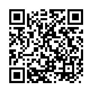 黄色的子弹壳叮叮当当的跌落地面二维码生成