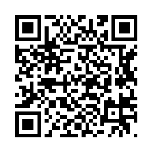 黄鹤大神身边的水雾稍稍抖动了一下二维码生成