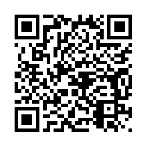 黏稠的雾火仍然有一些粘在他身上二维码生成