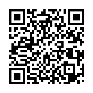 黑仔在后面小心翼翼的打量起颜洛儿的身影二维码生成